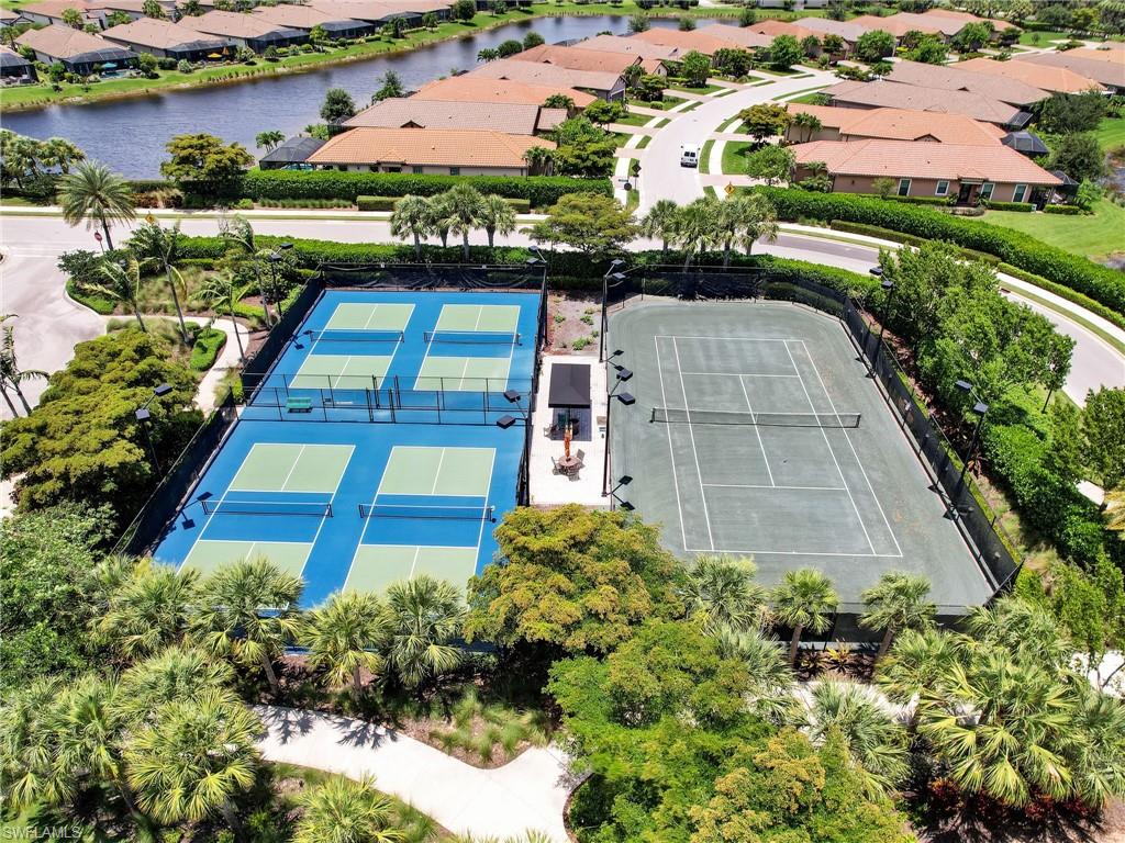 ESPLANADE AT HACIENDA LAKES - Residential