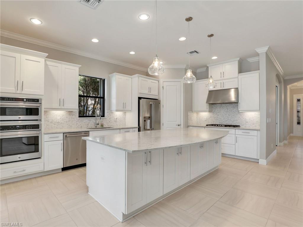 ESPLANADE AT HACIENDA LAKES - Residential