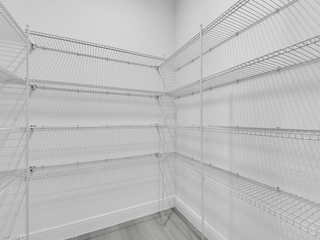 PINE VALLEY - Residential