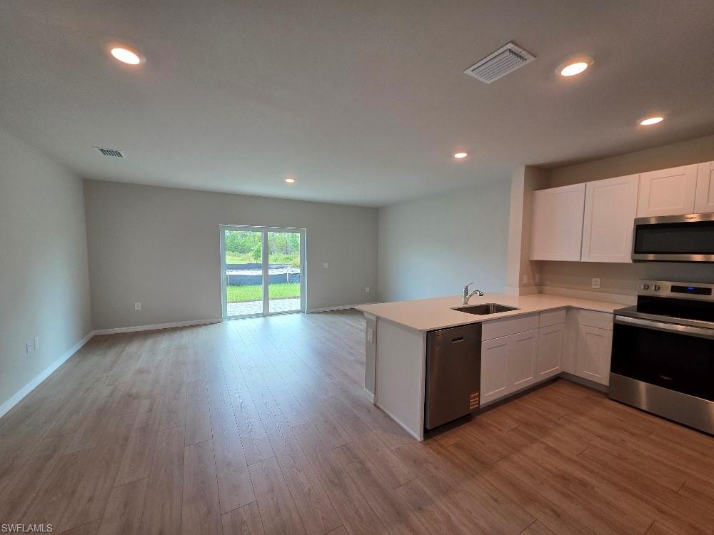 ASHER PARK - Residential Lease