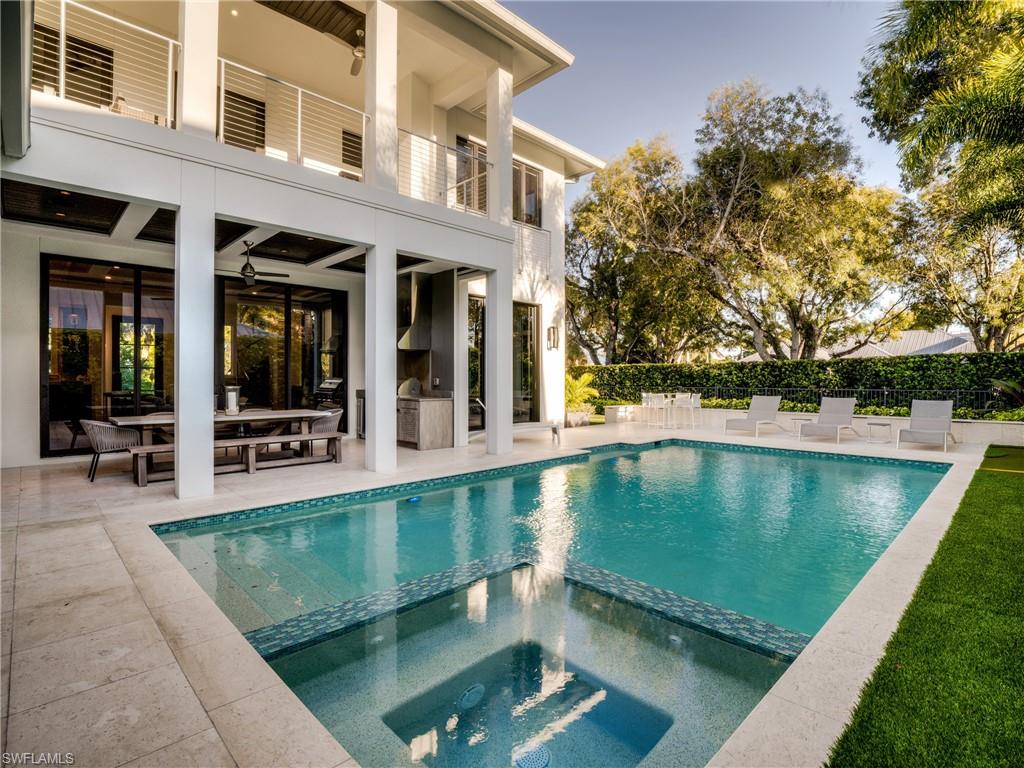 OLDE NAPLES - Residential