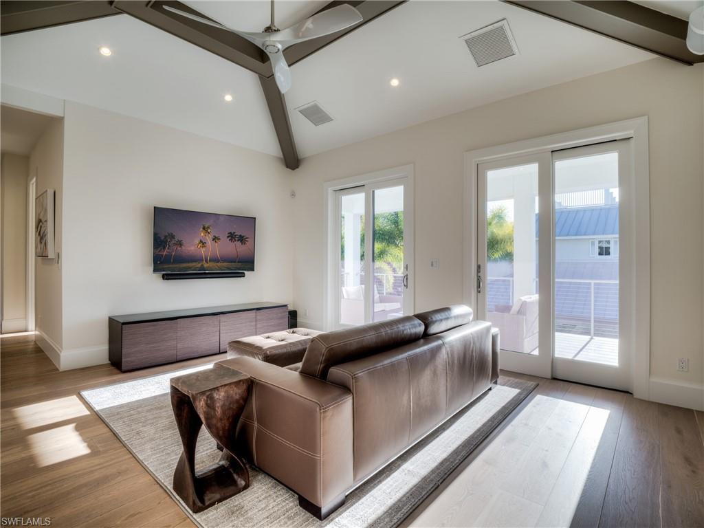 OLDE NAPLES - Residential