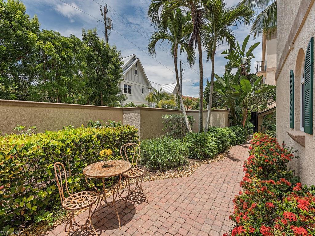 LANTANA - Residential