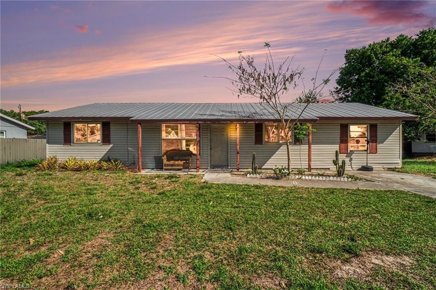 AGENTS - PLEASE VIEW CONFIDENTIAL INFORMATION IN THE MLS. 3-Bedroom + Den, 2-Bath home offering a functional layout with great potential. Features include a newer roof and newer A/C, providing a solid foundation for future updates. Spacious floor plan with a versatile den ideal for a home office, guest space, or flex room. Conveniently located near I-75, shopping, dining, and major roadways for easy access to everyday needs. Situated in a growing area with ongoing development and opportunity. A great chance to customize and add value.

Offers may be entered ONLINE through Wednesday, April 29, 2026 at 2:00 pm.

AT SELLER'S DISCRETION, A SUBMISSION MAY BE ACCEPTED AT ANY TIME.