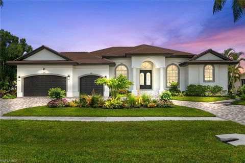 A home in MARCO ISLAND