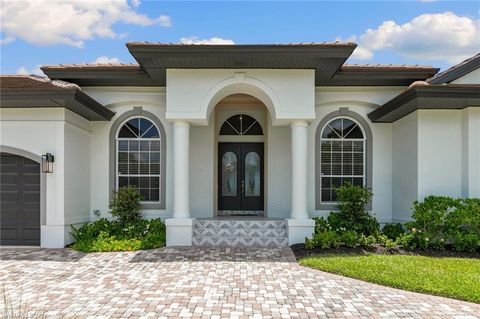 A home in MARCO ISLAND