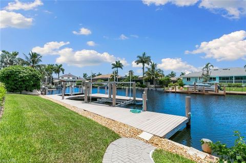 A home in MARCO ISLAND