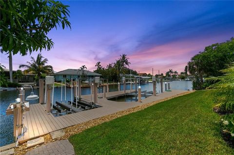 A home in MARCO ISLAND