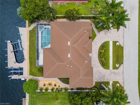 A home in MARCO ISLAND