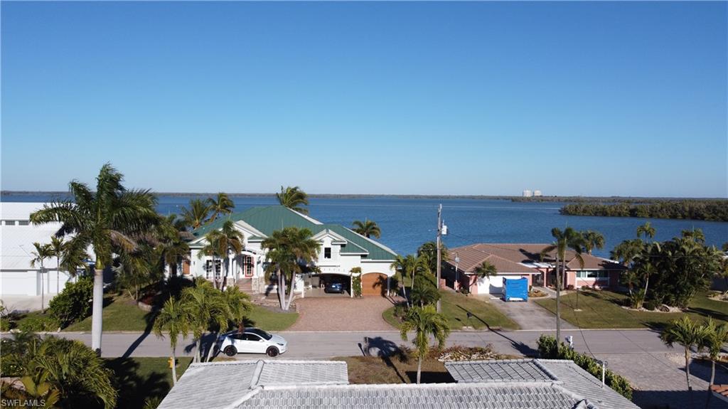 FAIRVIEW ISLES - Residential