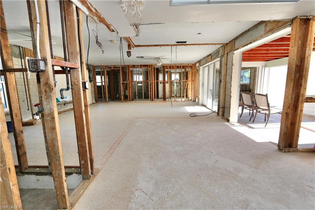 FAIRVIEW ISLES - Residential