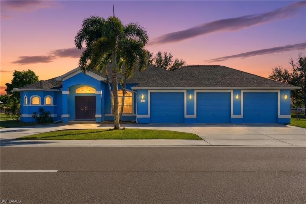 CAPE CORAL - Residential