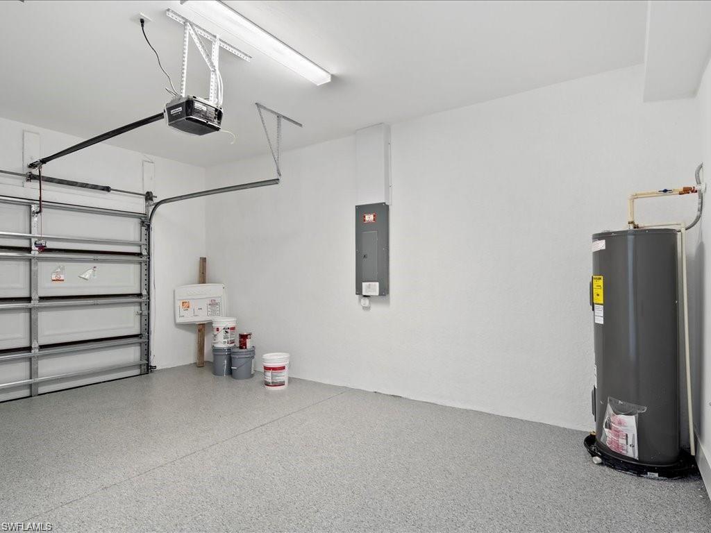 LEHIGH ESTATES - Residential Lease