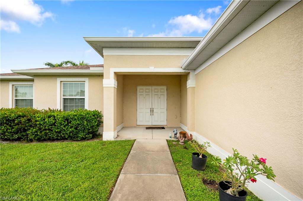 CAPE CORAL - Residential