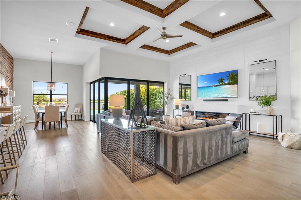 CORKSCREW SHORES - Residential