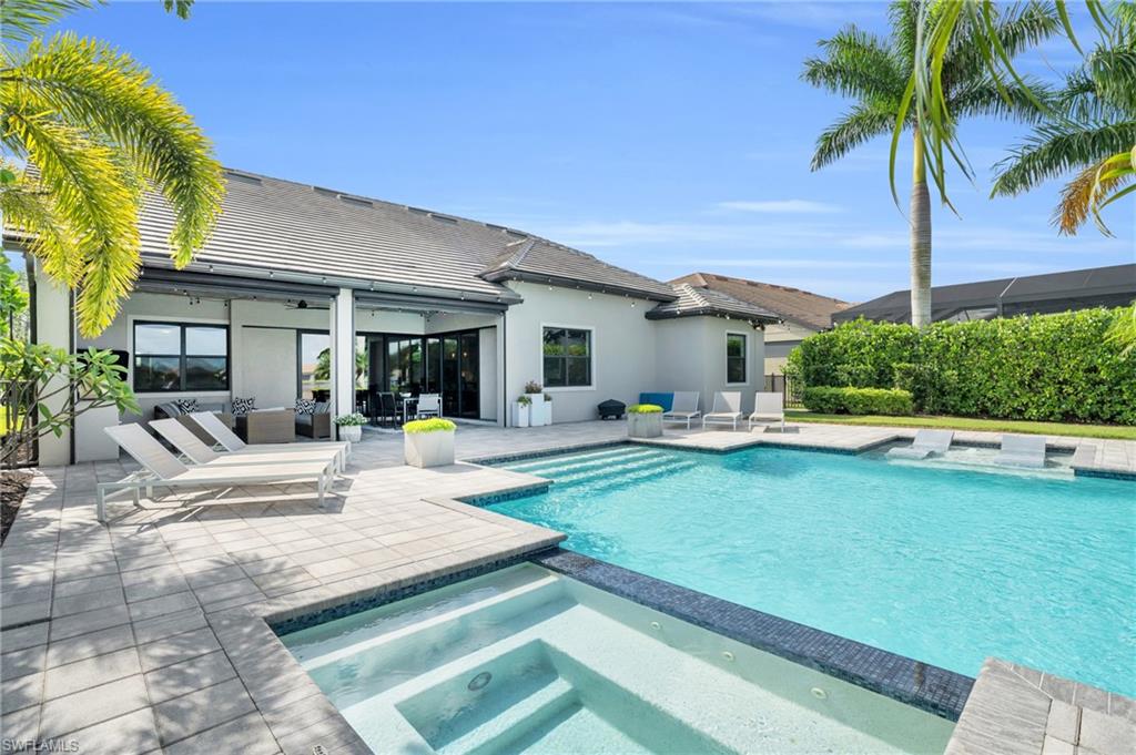 CORKSCREW SHORES - Residential