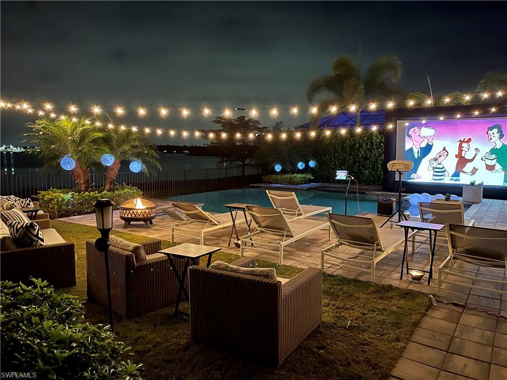 CORKSCREW SHORES - Residential