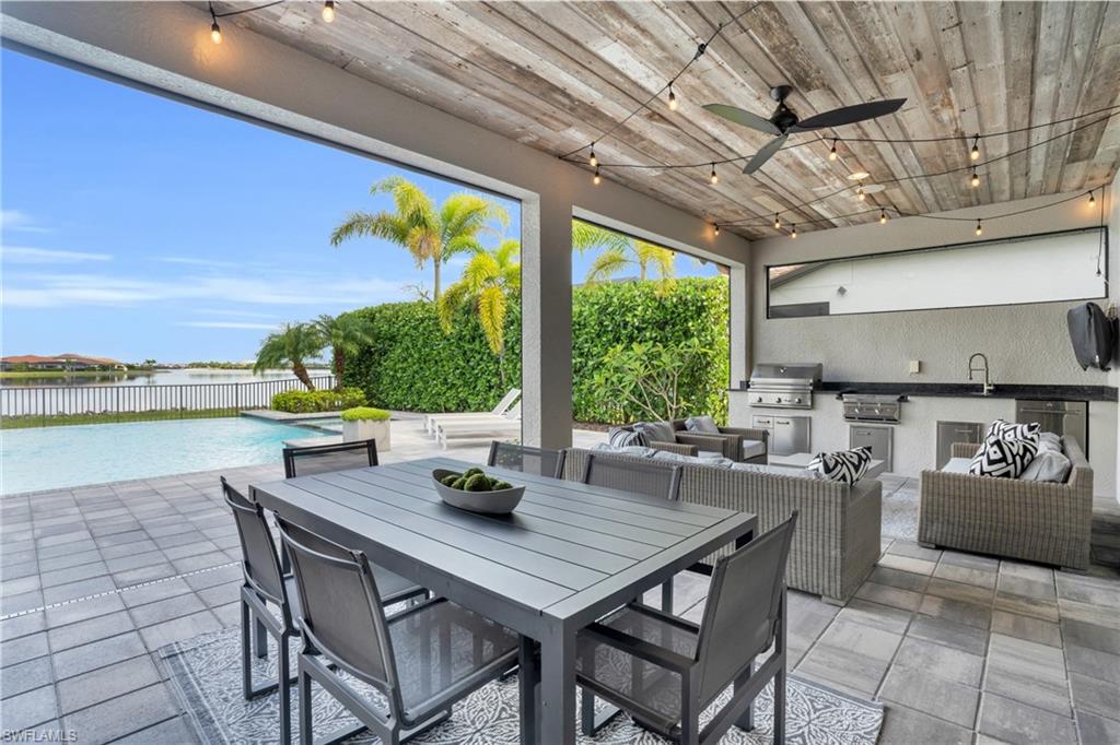 CORKSCREW SHORES - Residential