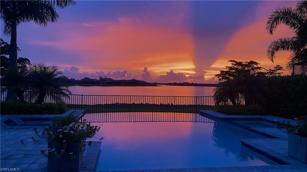 CORKSCREW SHORES - Residential