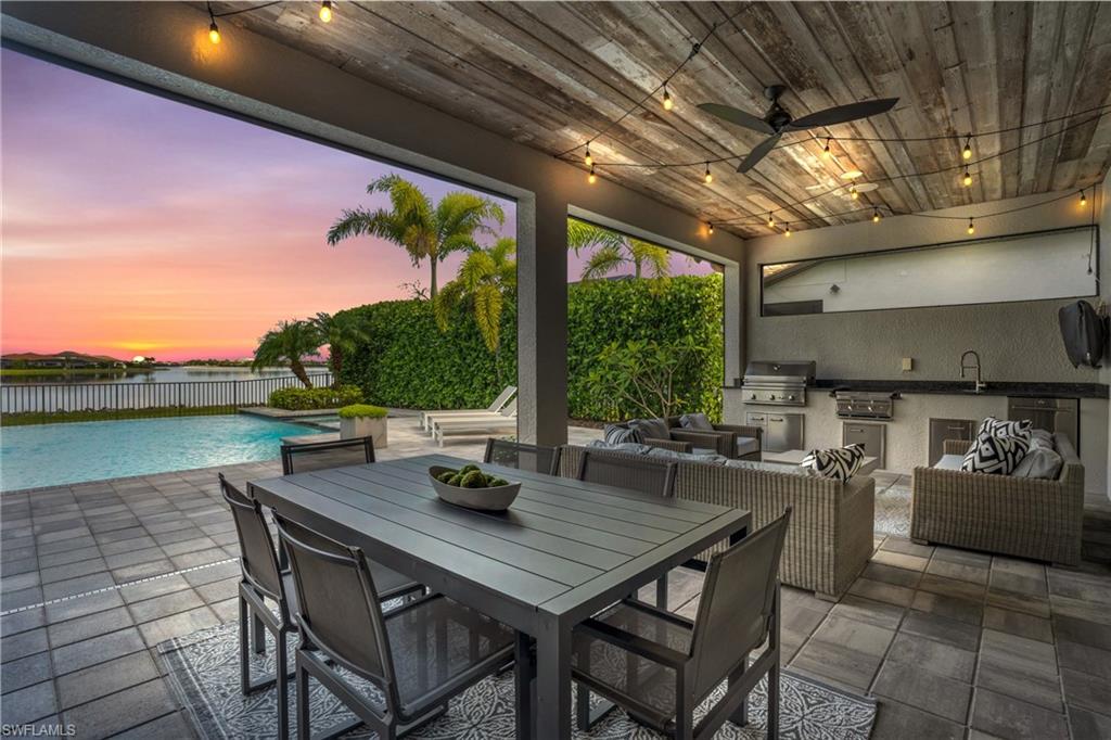 CORKSCREW SHORES - Residential