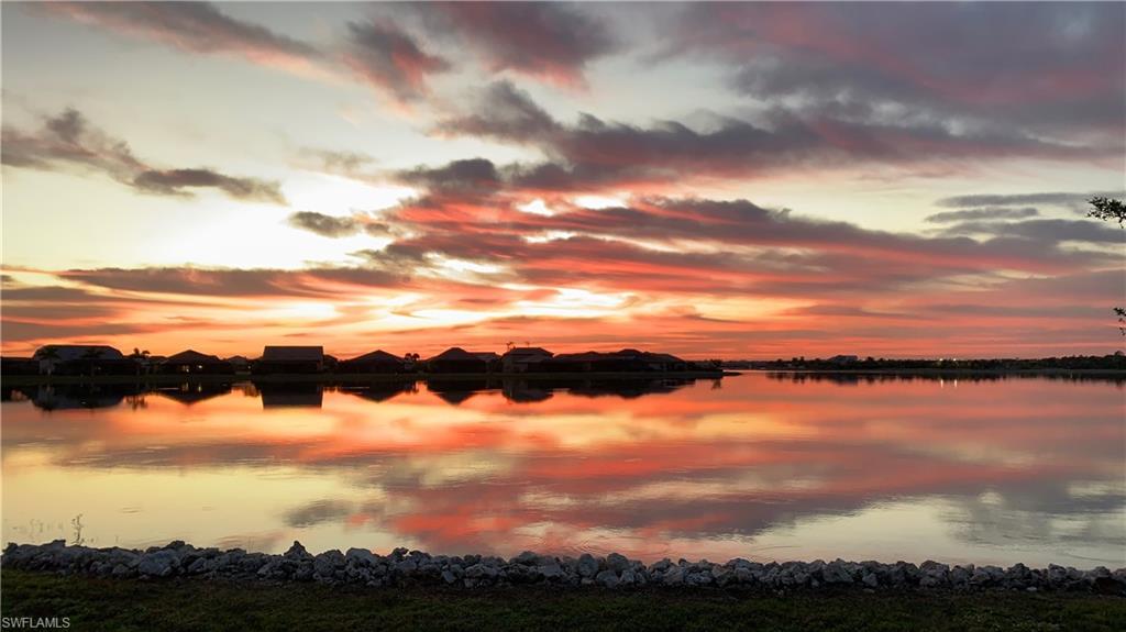 CORKSCREW SHORES - Residential