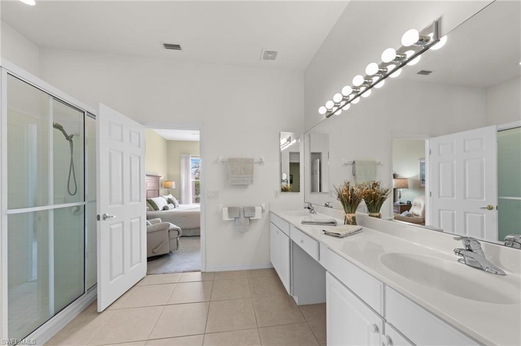 SABAL POINTE - Residential