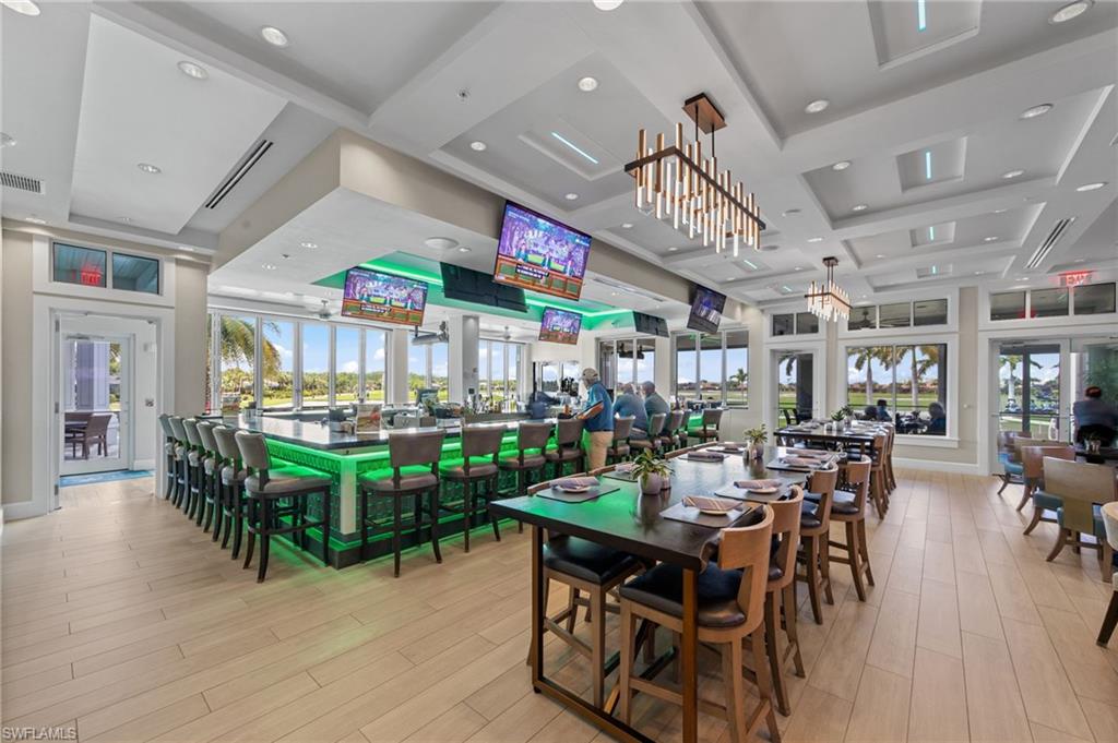 SABAL POINTE - Residential