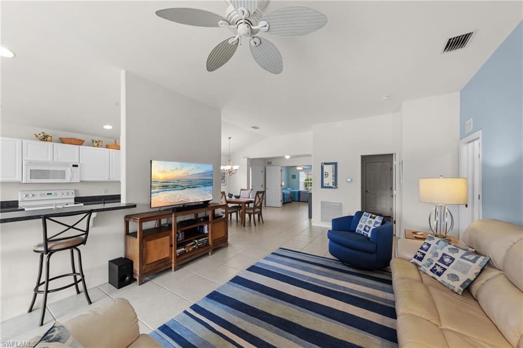 SABAL POINTE - Residential