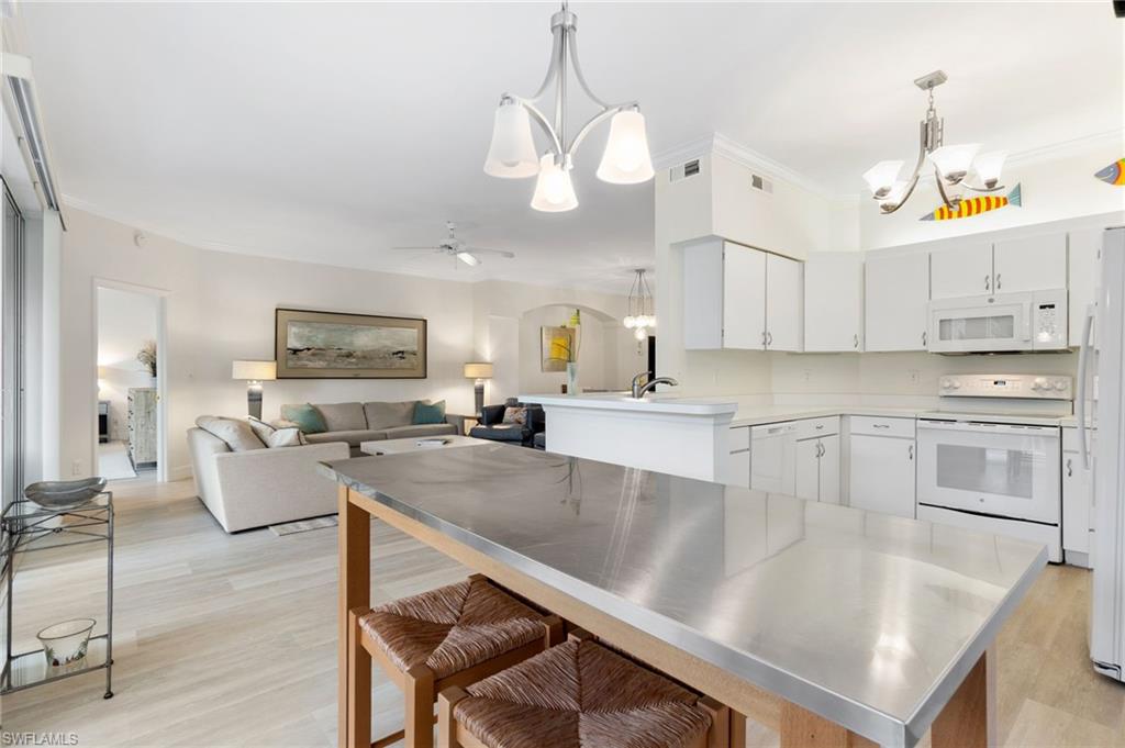 SOUTHBRIDGE - Residential