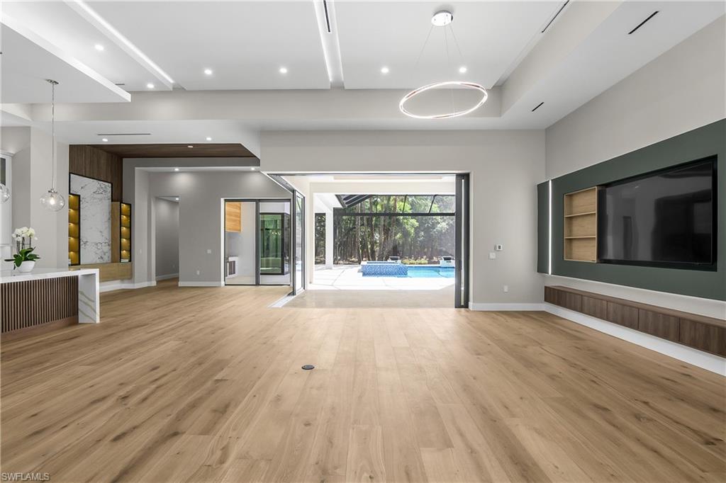 LOGAN WOODS - Residential