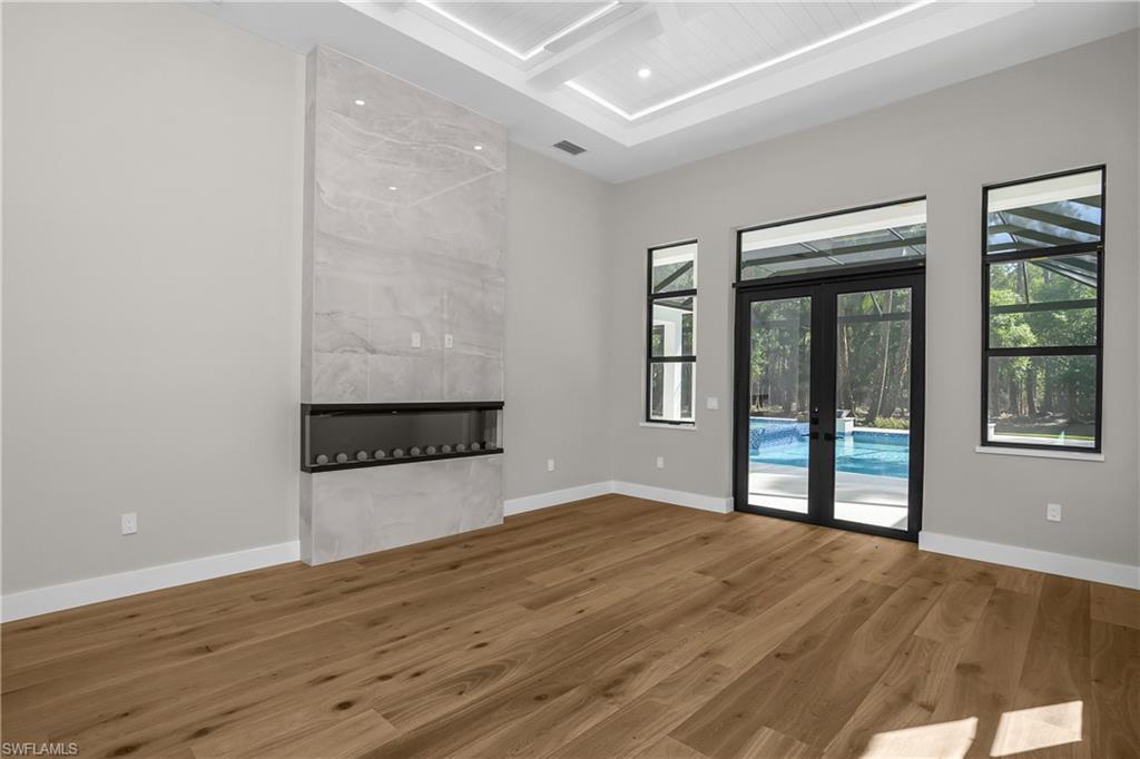 LOGAN WOODS - Residential