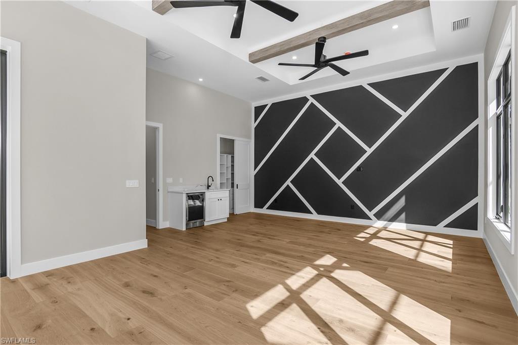 LOGAN WOODS - Residential