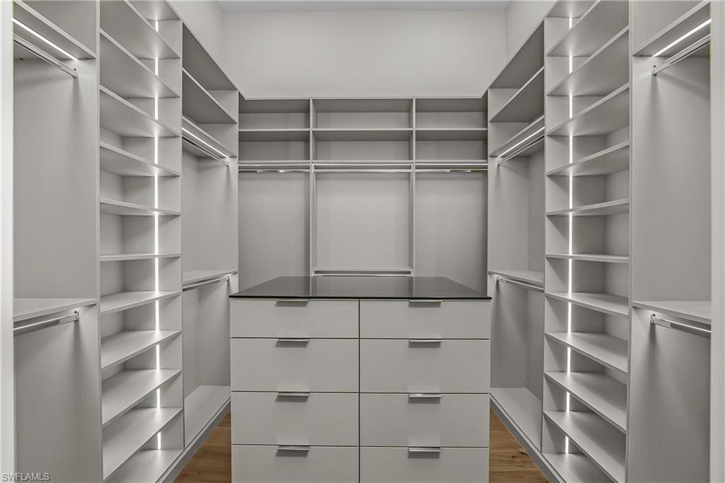 LOGAN WOODS - Residential