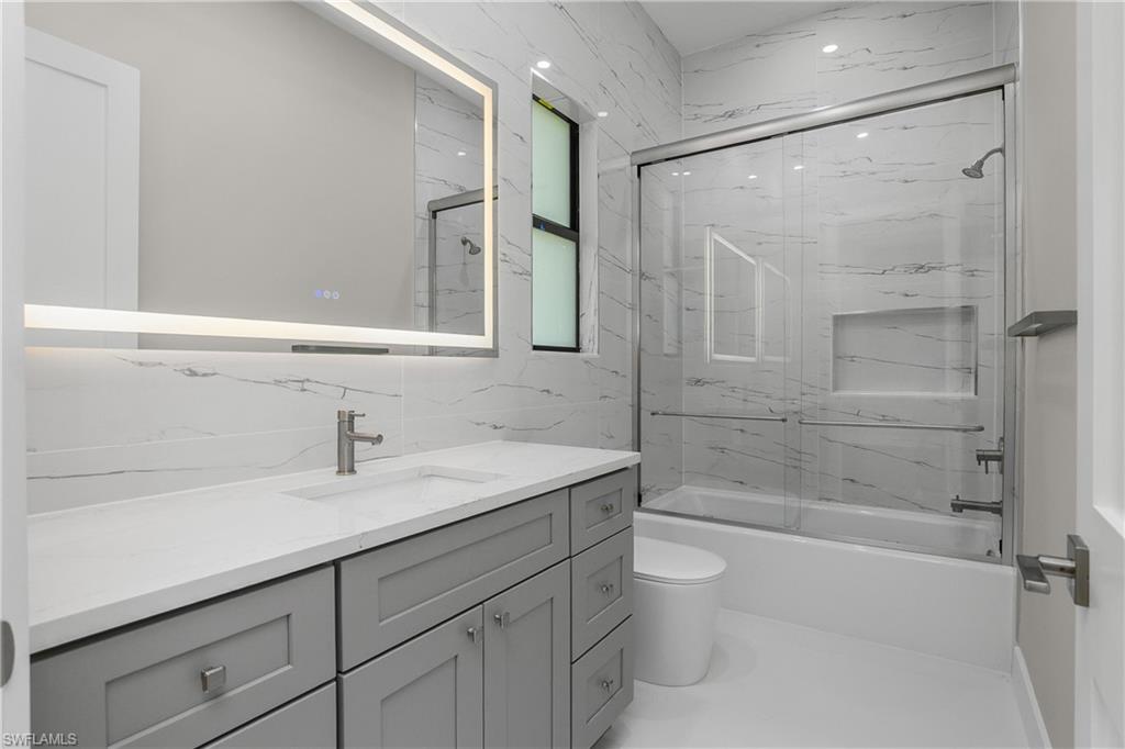 LOGAN WOODS - Residential