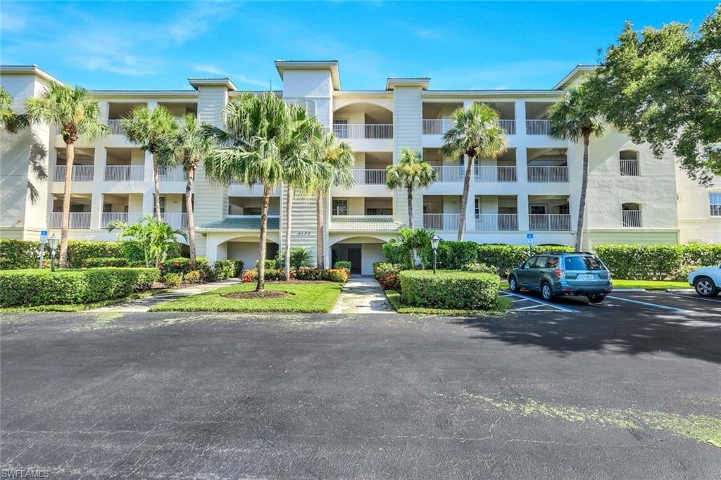 4120 Bayhead DR 105