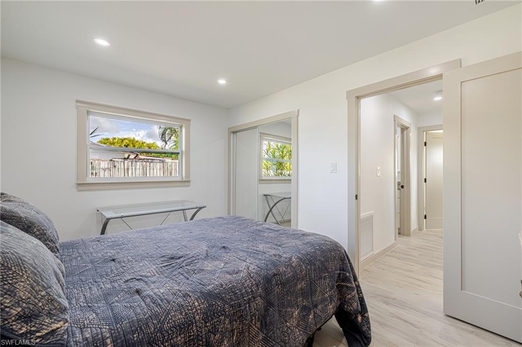 RIVER FOREST - Residential