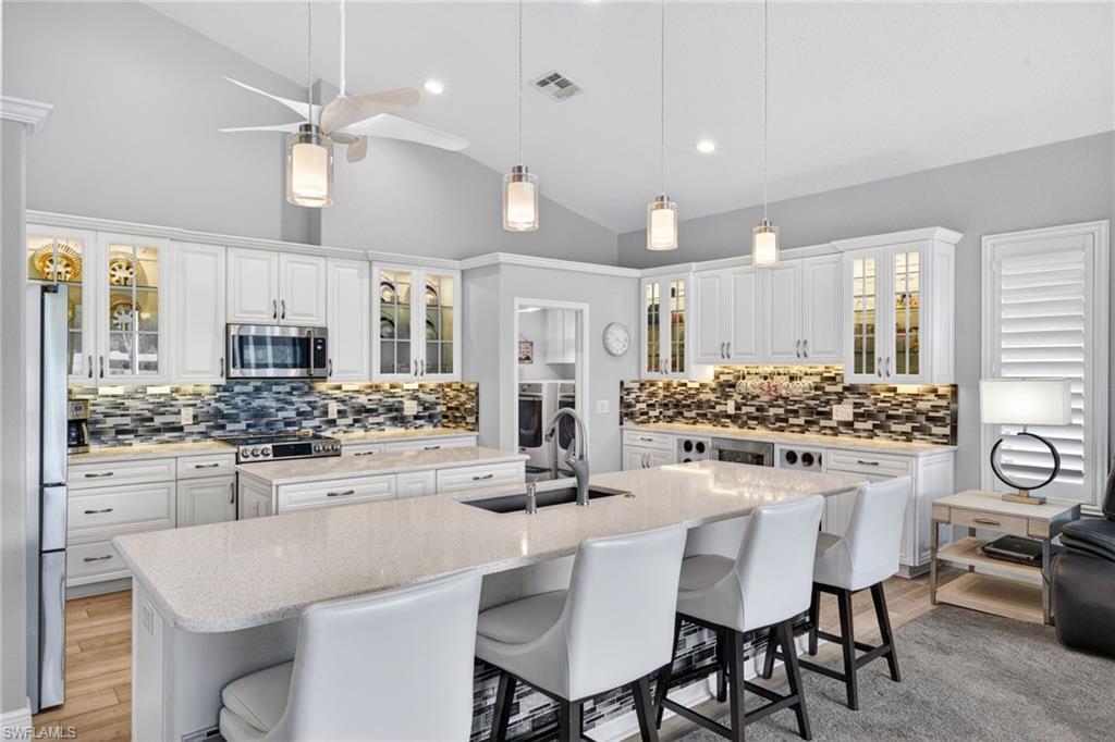 MARINERS COVE VILLAGE - Residential