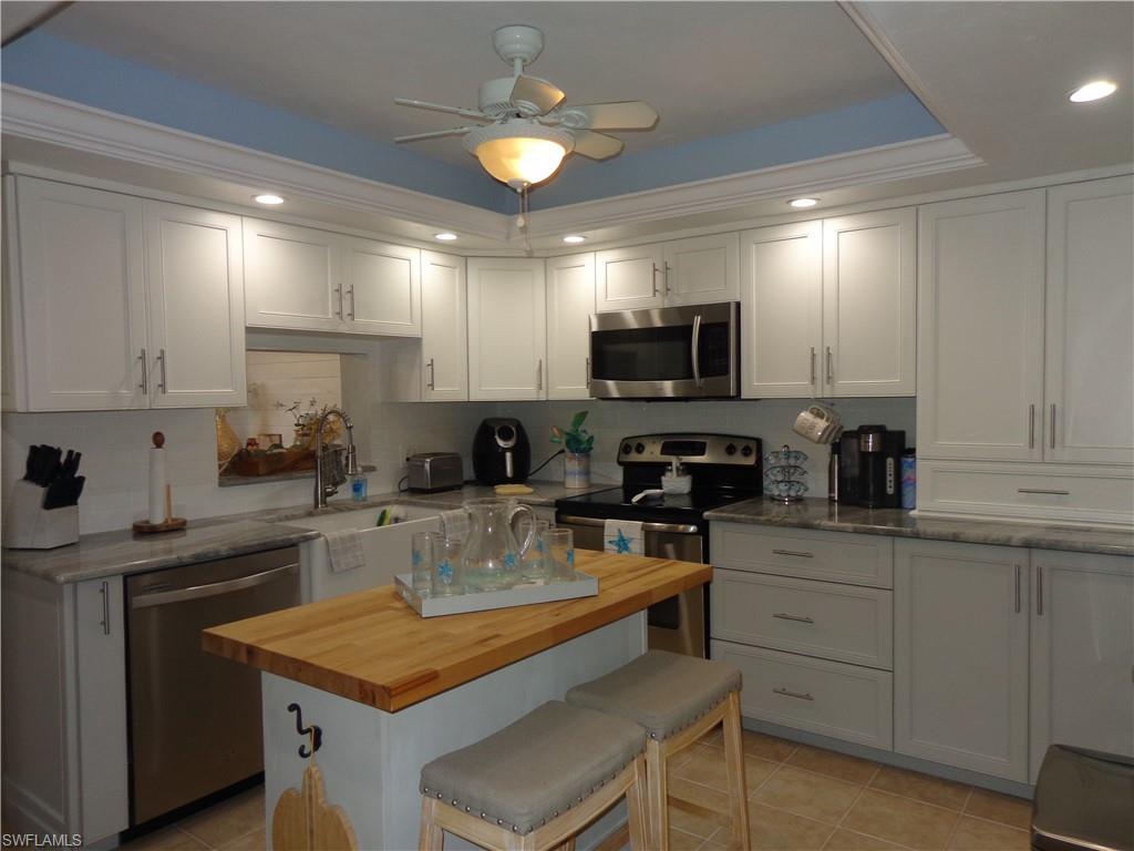 BAY HARBOR CLUB CONDO - Residential