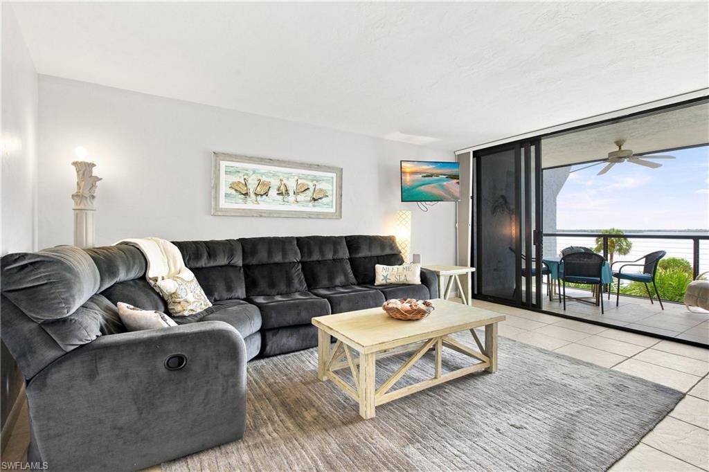 1085 Bald Eagle DR F401