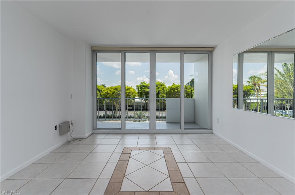 ADMIRALTY HOUSE - Residential