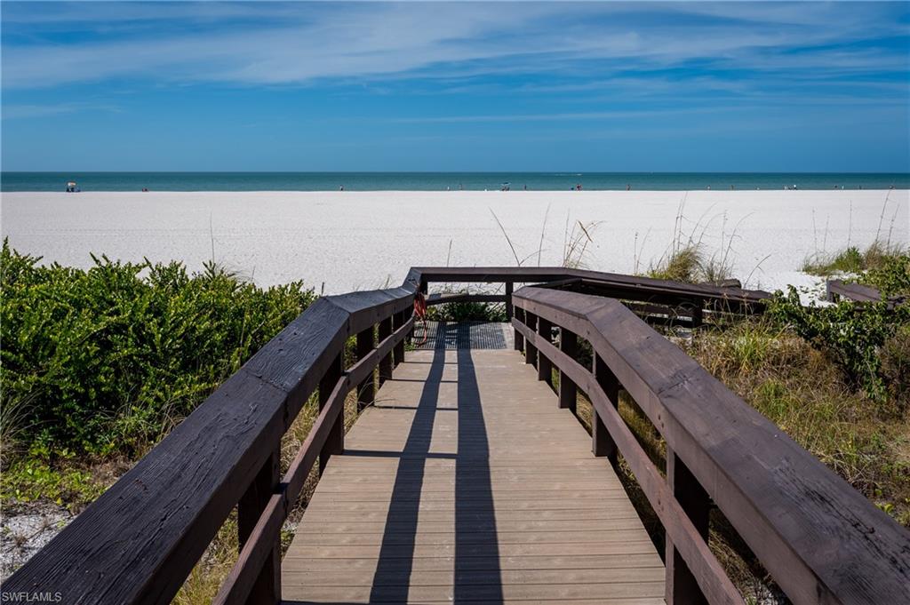 ADMIRALTY HOUSE - Residential