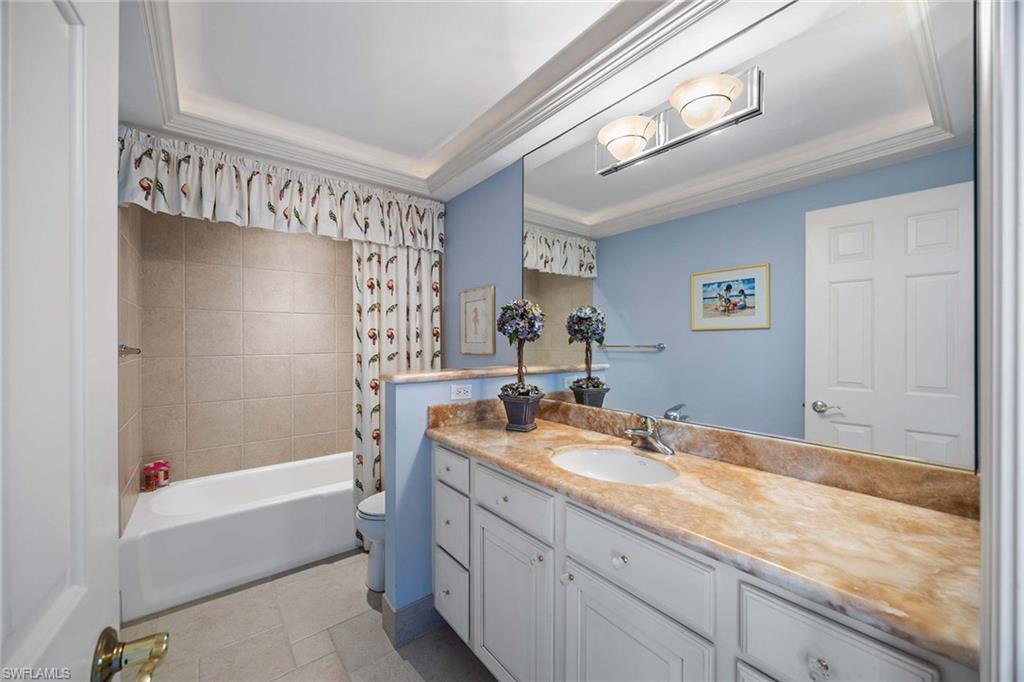 PARK PLAZA - Residential