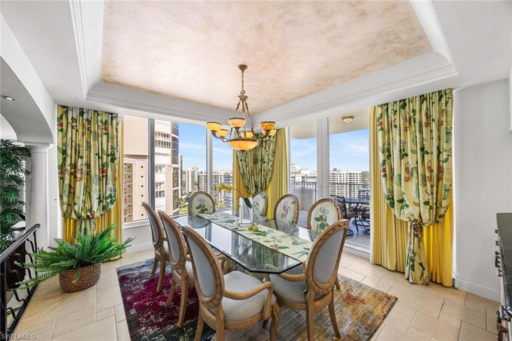 PARK PLAZA - Residential