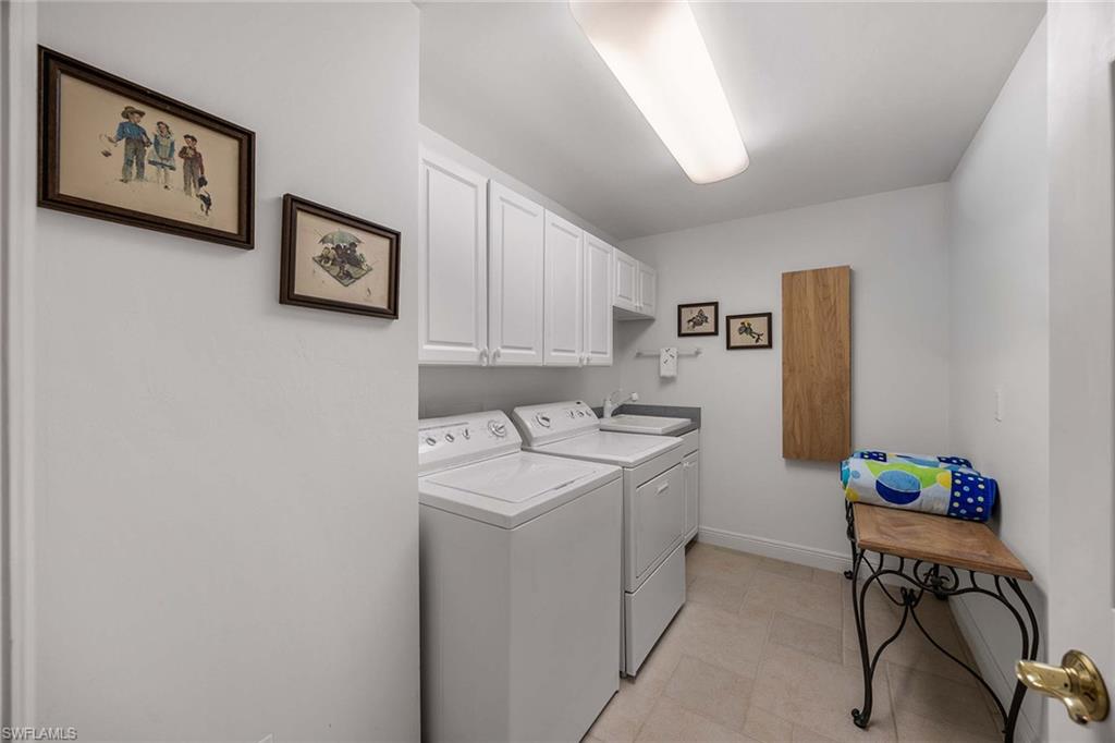 PARK PLAZA - Residential