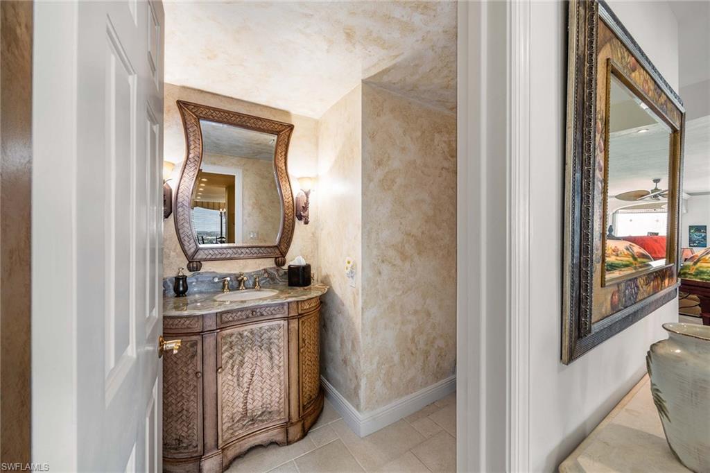 PARK PLAZA - Residential