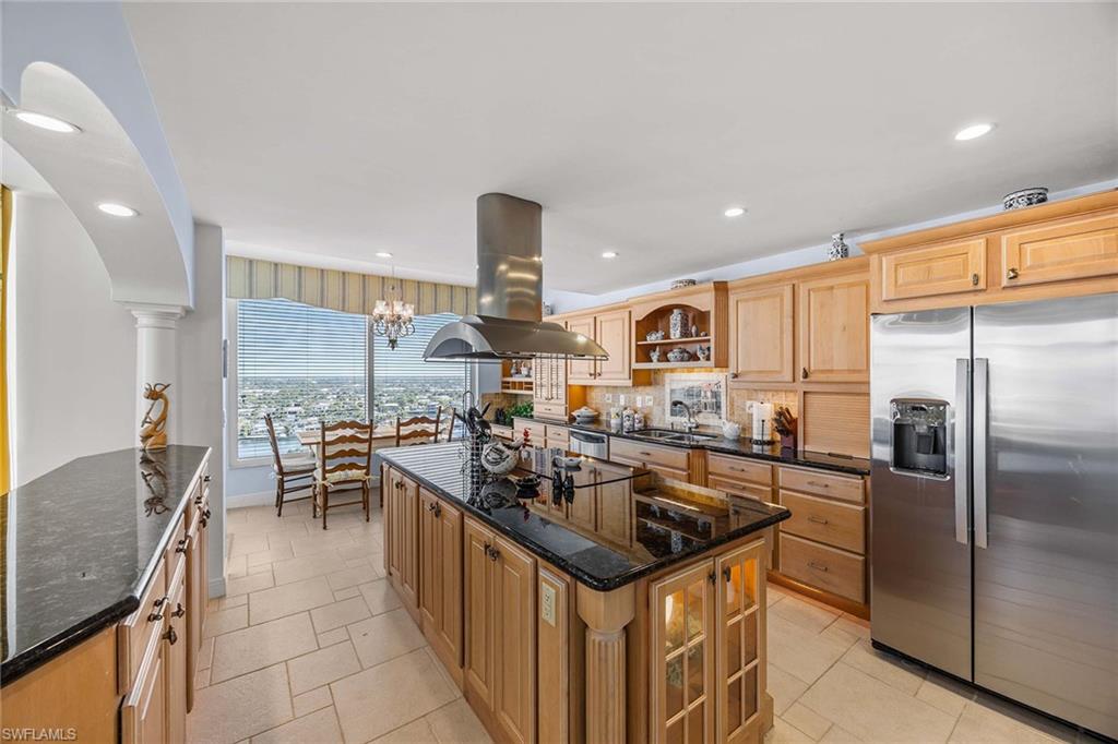 PARK PLAZA - Residential