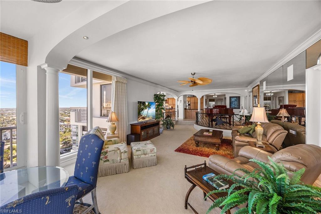 PARK PLAZA - Residential