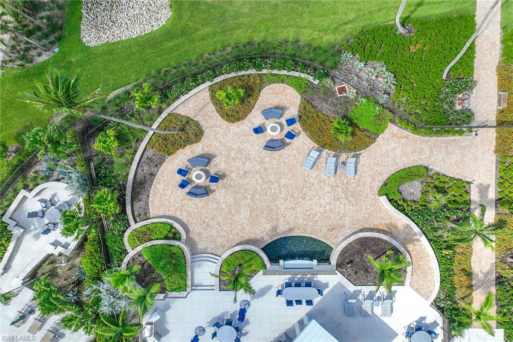 PARK PLAZA - Residential