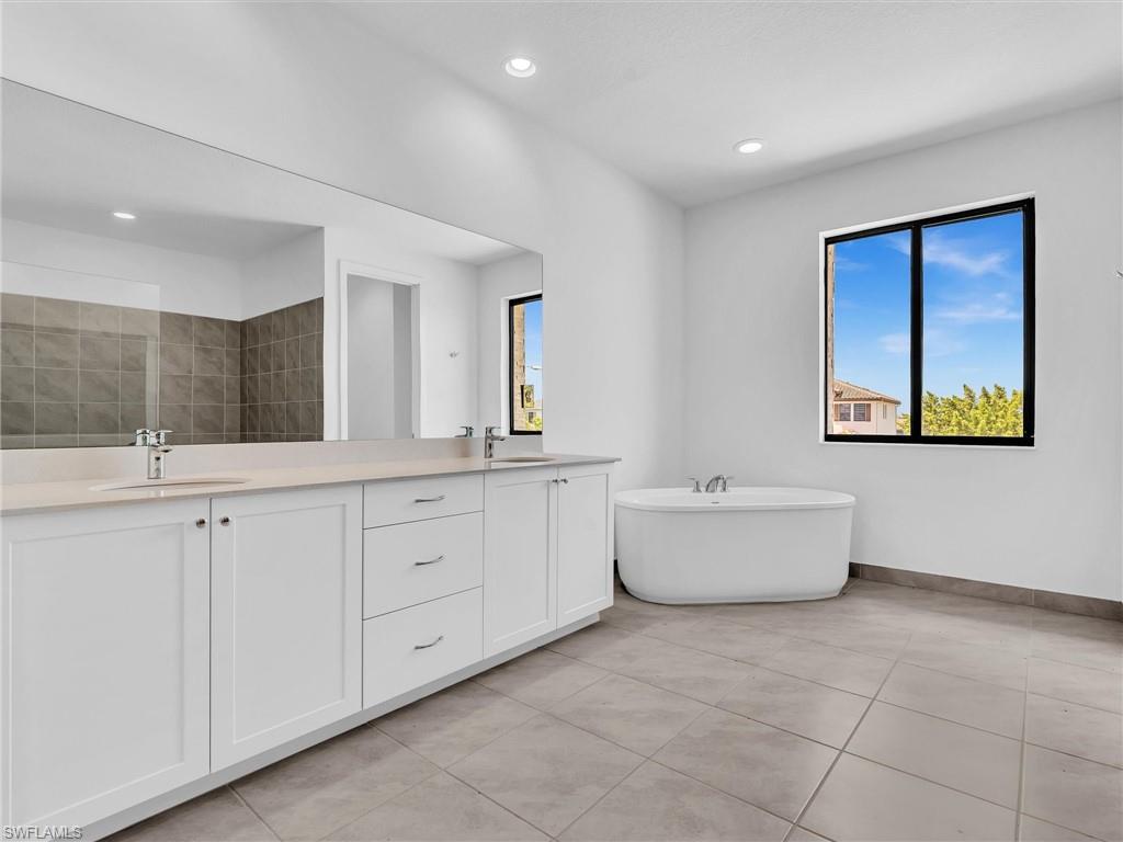 MAPLE RIDGE - Residential