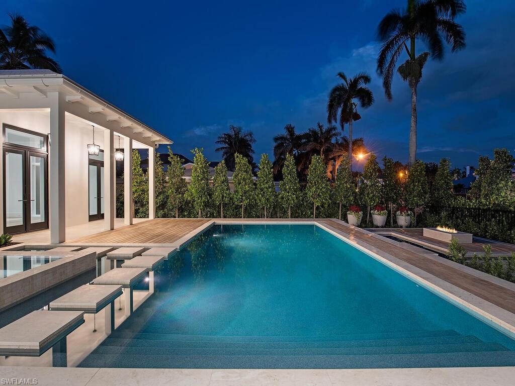 OLDE NAPLES - Residential